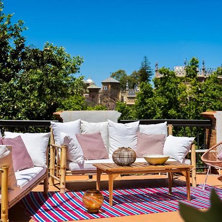 Villa Alfonso, Restored Palace House With Gardens And Monuments Views Севиля Екстериор снимка